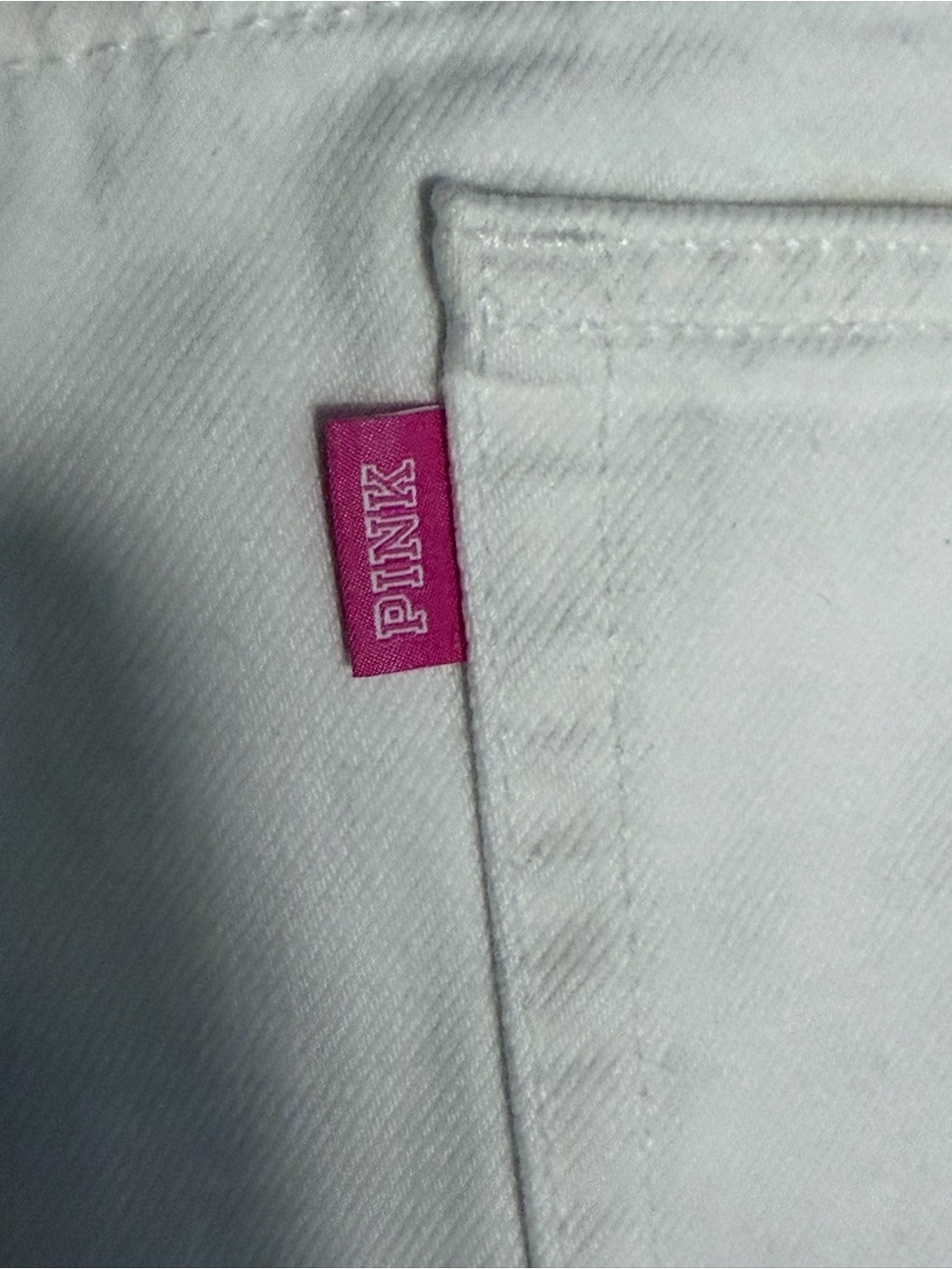 PINK Victoria's Secret White Mid-Rise Cutoff Jean Shorts 8 NWT - Picture 4 of 9